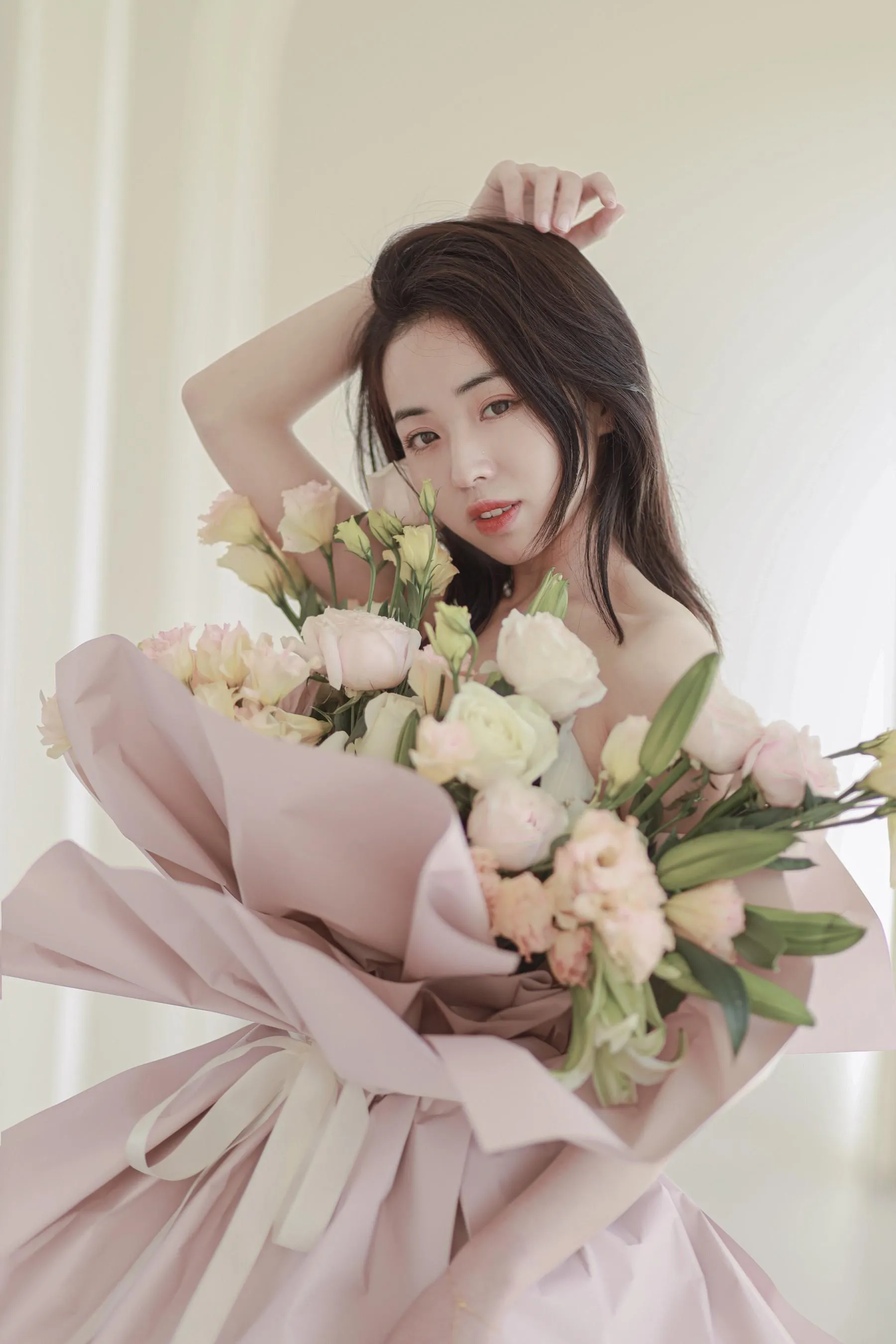[艺图语] 2022.07.02 花与少女 小朱 [36P]插图3
